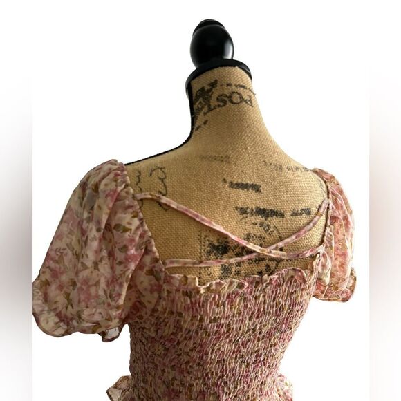 Iris Floral Ruffle Sleeve Ruched Crop Top Size Large NWOT 10 370 - Picture 4 of 6